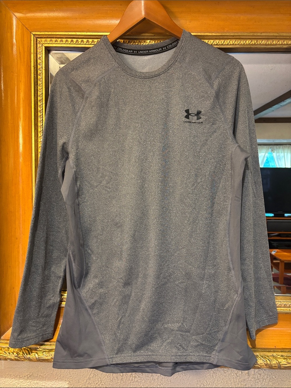 Under Armour Men’s Grey Fitted Cold Gear Shirt - Size M